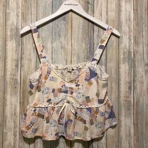 American eagle patchwork, colorful Ruffle crop top | Size medium - Picture 2 of 12